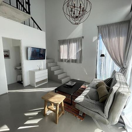 Increible Loft En Barrio Residencial Appartamento Remedios de Escalada Esterno foto